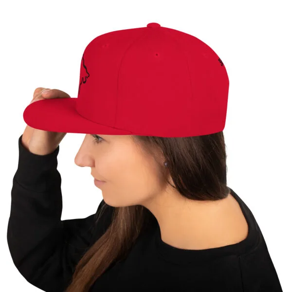 classic-snapback-red-left-side-671837fb4a9fc.jpg Genial gorra Snapback - Mapa Montenegro (negro)